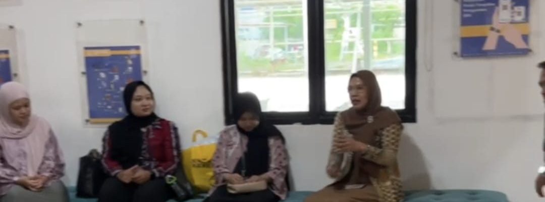 Ketua PA Banjarbaru Gelar Bincang Sore Bersama Petugas PTSP: Kupas Tuntas Legal Standing dalam Suatu Perkara